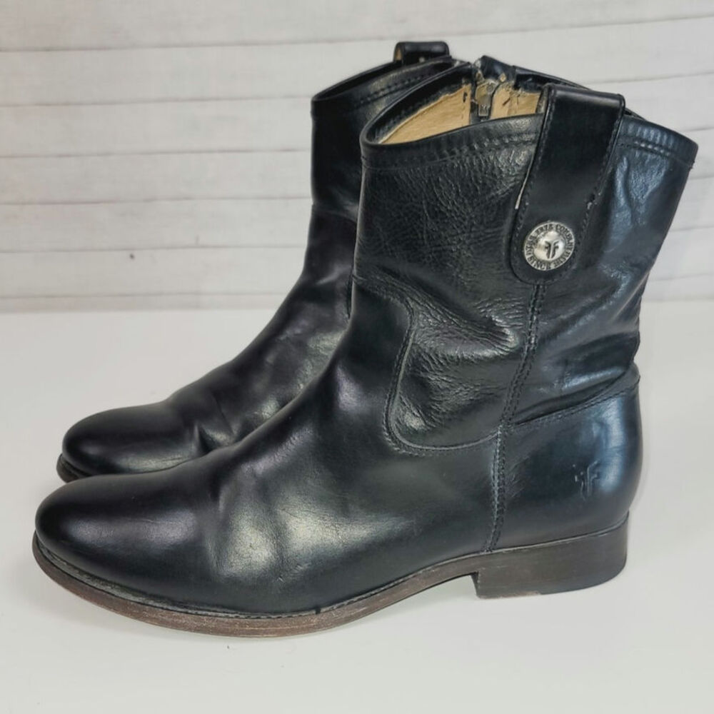 Frye Melissa Button Short Leather Ankle Booties in Black, sz 7